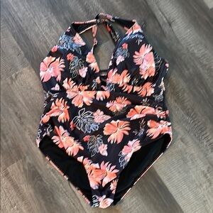 Woman’s Size 22W Bathing Suit Swimwear